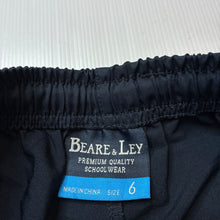 Load image into Gallery viewer, Unisex Beare &amp; Ley, navy school sports shorts, elasticated, EUC, size 6,  