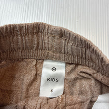 Load image into Gallery viewer, Boys Target, cotton / linen shorts, elasticated, EUC, size 6,  