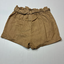 Load image into Gallery viewer, Girls Target, lightweight stretch cotton shorts, elasticated, EUC, size 7,  