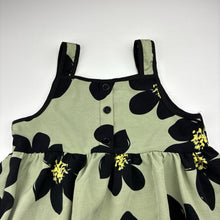 Load image into Gallery viewer, Girls lightweight, floral summer top, GUC, size 8,  