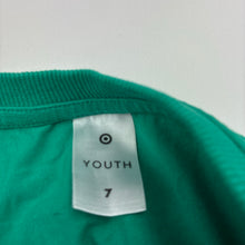 Load image into Gallery viewer, Girls Target, cotton Christmas cropped oversize tee, GUC, size 7,  