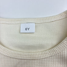Load image into Gallery viewer, Girls cream, waffle singlet / tank top, EUC, size 6,  