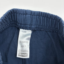 Load image into Gallery viewer, Unisex Bonds, Move stretchy track pants, elasticated, Inside leg: 32cm, GUC, size 2,  