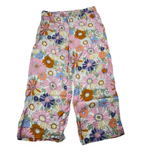 Load image into Gallery viewer, Girls H&amp;M, floral lightweight viscose pants, elasticated, Inside leg: 39.5cm, EUC, size 5,  