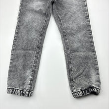Load image into Gallery viewer, Boys Next, stretch knit denim pants, elasticated, Inside leg: 43.5cm, EUC, size 5-6,  
