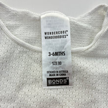 Load image into Gallery viewer, Unisex Bonds, WONDERCOOL WONDERBODIES bodysuit / romper, GUC, size 00,  