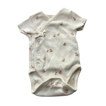 Load image into Gallery viewer, Unisex M&amp;S, white ribbed cotton bodysuit / romper, ducks, EUC, size 0000,  