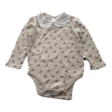 Load image into Gallery viewer, Girls Dream Gro Organics, ribbed bodysuit / romper, broderie collar, EUC, size 0,  