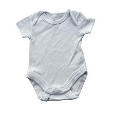 Load image into Gallery viewer, Unisex Baby Berry, soft cotton bodysuit / romper, EUC, size 00000,  