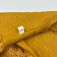 Load image into Gallery viewer, Girls soft feel, knit lace trim top, L: 29cm, EUC, size 10,  