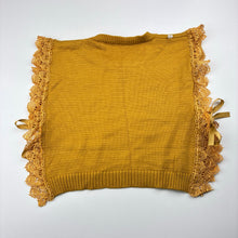 Load image into Gallery viewer, Girls soft feel, knit lace trim top, L: 29cm, EUC, size 10,  