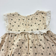 Load image into Gallery viewer, Girls JUYE, floral lace trim top, GUC, size 0-1,  