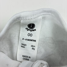Load image into Gallery viewer, Unisex Dymples, organic cotton zip coverall / romper, GUC, size 00,  