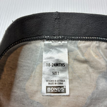 Load image into Gallery viewer, Unisex Bonds, stretchy leggings / bottoms, pirates, wash fade, FUC, size 2,  