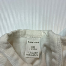 Load image into Gallery viewer, Unisex Baby Berry, soft cotton zip romper, GUC, size 000,  