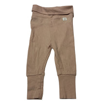 Load image into Gallery viewer, Girls H&amp;M, ribbed organic cotton leggings / bottoms, EUC, size 0000,  