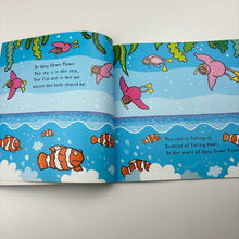 Load image into Gallery viewer, Books UPSY DOWN TOWN, illustrated by Sue Hendra, paperback, EUC,