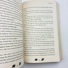 Load image into Gallery viewer, Books GREENWILD, The World Behind the Door by Pari Thomson, paperback, GUC,