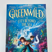 Load image into Gallery viewer, Books GREENWILD, The City Beyond the Sea by Pari Thomson, paperback, EUC,