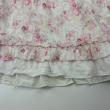 Load image into Gallery viewer, Girls B.B.Q, lined lightweight floral cotton dress, marks back hem , FUC, size 6, L: 60cm