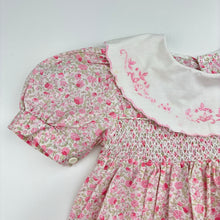 Load image into Gallery viewer, Girls ROCKING HORSE, vintage smocked lightweight floral dress, *small marks &amp; missing stitches on collar*, FUC, size 1, L: 47cm