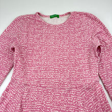 Load image into Gallery viewer, Girls United Colors of Benetton, stretchy long sleeve dress, no size, armpit to armpit: 33cm, shoulder to cuff: 45.5cm, FUC, size 7-8, L: 63cm approx