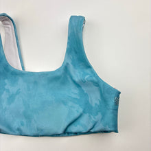 Load image into Gallery viewer, Girls elle + voo, cropped sports / activewear top, GUC, size 7,  