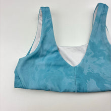 Load image into Gallery viewer, Girls elle + voo, cropped sports / activewear top, GUC, size 7,  