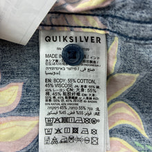 Load image into Gallery viewer, Boys QUIKSILVER, lightweight short sleeve shirt, small mark lower front, FUC, size 8,  