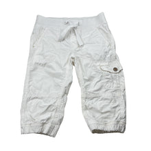 Load image into Gallery viewer, Girls H&amp;M, lightweight cotton cropped pants, W: 28.5cm across, Inside leg: 25.5cm, FUC, size 6,  