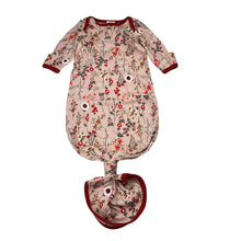 Load image into Gallery viewer, Girls Baby Berry, floral organic cotton sleepsack / sleeping bag, EUC, size 0000,  