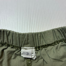 Load image into Gallery viewer, Girls Milk Threads, lightweight cotton shorts, elasticated, EUC, size 3,  