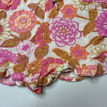 Load image into Gallery viewer, Girls GHANDA, floral viscose / linen shorts, elasticated, EUC, size 9-10,  