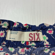 Load image into Gallery viewer, Girls Cotton On, lightweight floral cotton shorts, elasticated, GUC, size 6,  