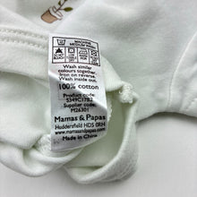 Load image into Gallery viewer, Unisex Mamas &amp; Papas, soft cotton bodysuit / romper, EUC, size 000,  