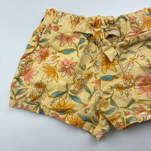 Load image into Gallery viewer, Girls Carters, floral linen / cotton shorts, elasticated, EUC, size 4,  