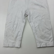 Load image into Gallery viewer, Girls Ollie's Place, stretchy cropped leggings, Inside leg: 18.5cm, GUC, size 2,  