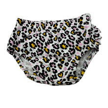Load image into Gallery viewer, Girls Ollie's Place, cotton ruffle nappy cover / bloomers, GUC, size 000,  