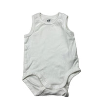 Load image into Gallery viewer, Unisex H&amp;M, organic cotton singletsuit romper, EUC, size 00,  