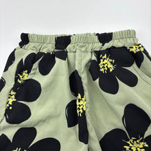 Load image into Gallery viewer, Girls lightweight, floral shorts, elasticated, GUC, size 7-8,  