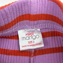 Load image into Gallery viewer, Girls Mango, ribbed flared leggings, Inside leg: 30cm, GUC, size 3,  