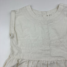 Load image into Gallery viewer, Girls Feather Drum, linen / organic cotton dress, small mark on chest, FUC, size 6, L: 60cm