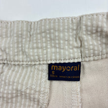 Load image into Gallery viewer, Boys Mayoral, cotton / linen blend shorts, adjusable, marks front right leg, FUC, size 5,  
