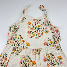 Load image into Gallery viewer, Girls Old Navy, cotton lined floral summer dress, EUC, size 3, L: 51cm