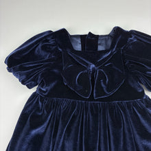 Load image into Gallery viewer, Girls Origami, navy velvet formal / party dress, EUC, size 1, L: 46cm