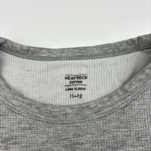Load image into Gallery viewer, Unisex Uniqlo, HEATTECH extra warm long sleeve top, GUC, size 11-12,  