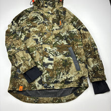 Load image into Gallery viewer, Unisex SPIKA, camo print lightweight hunter jacket / coat, EUC, size 6,  