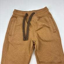 Load image into Gallery viewer, Boys Tilt, fleece lined track pants, Inside leg: 36cm, EUC, size 3,  
