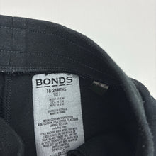 Load image into Gallery viewer, Unisex Bonds, black track pants, elasticated, Inside leg: 30cm, pilling, FUC, size 2,  