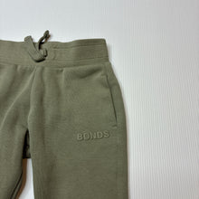 Load image into Gallery viewer, Unisex Bonds, green Tech Sweats track pants, elasticated, EUC, size 00,  
